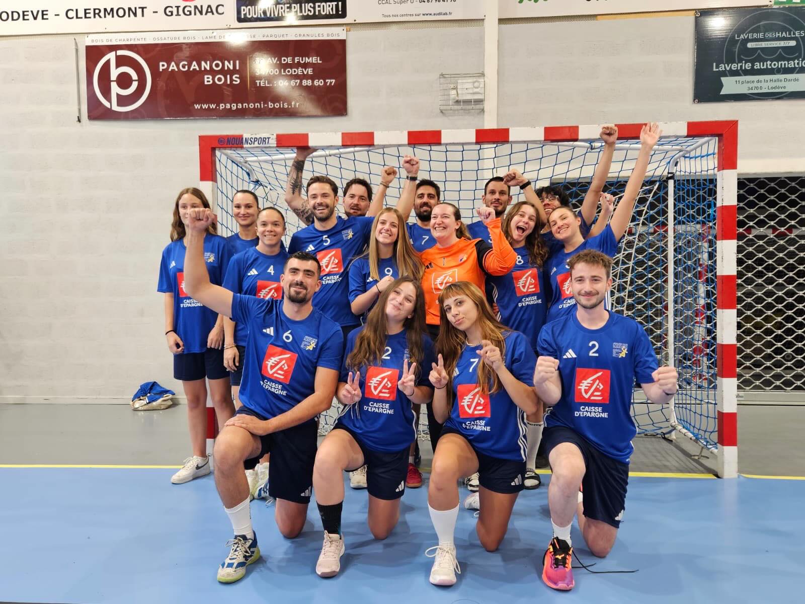 Maillots offerts par la Caisse d'Epargne